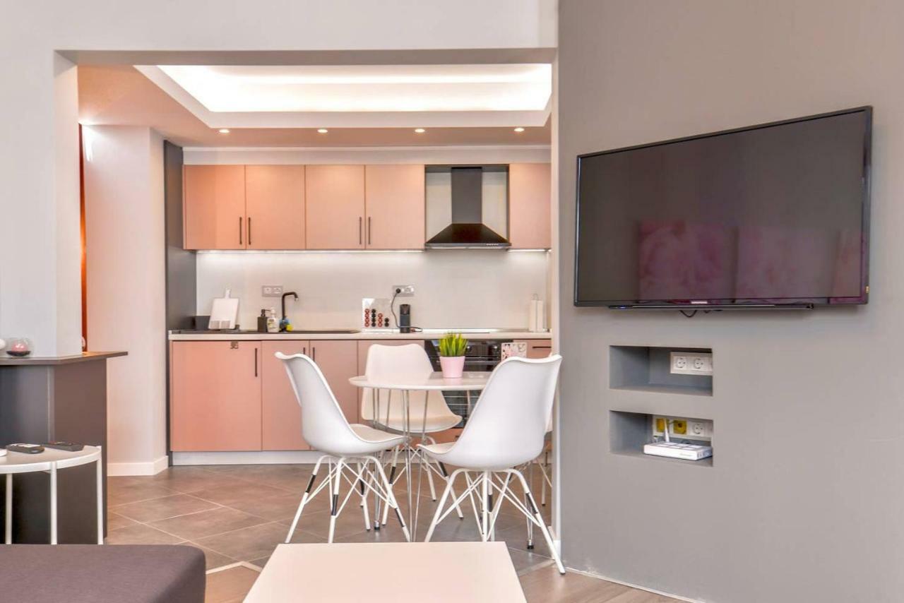 Rose One Bedroom Designer Apartment In City Centre By Flat Mаnager โซเฟีย ภายนอก รูปภาพ